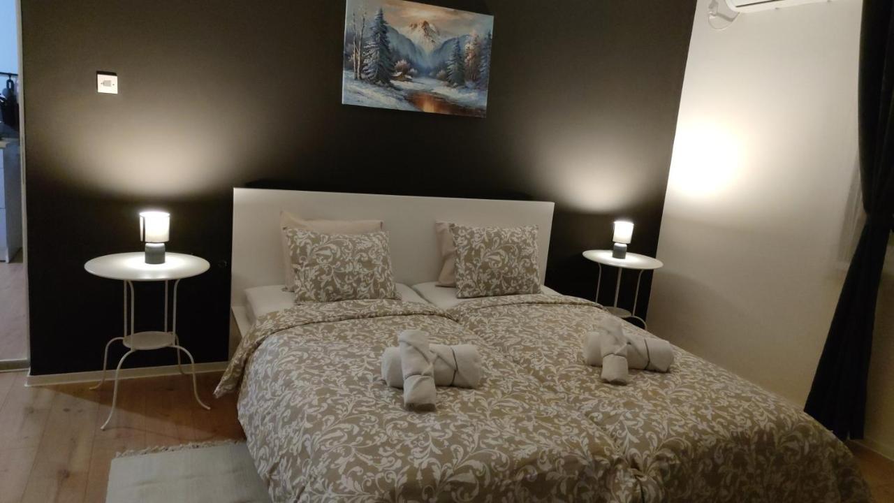 4 Stars Apartments Near Airport Velika Gorica Eksteriør bilde