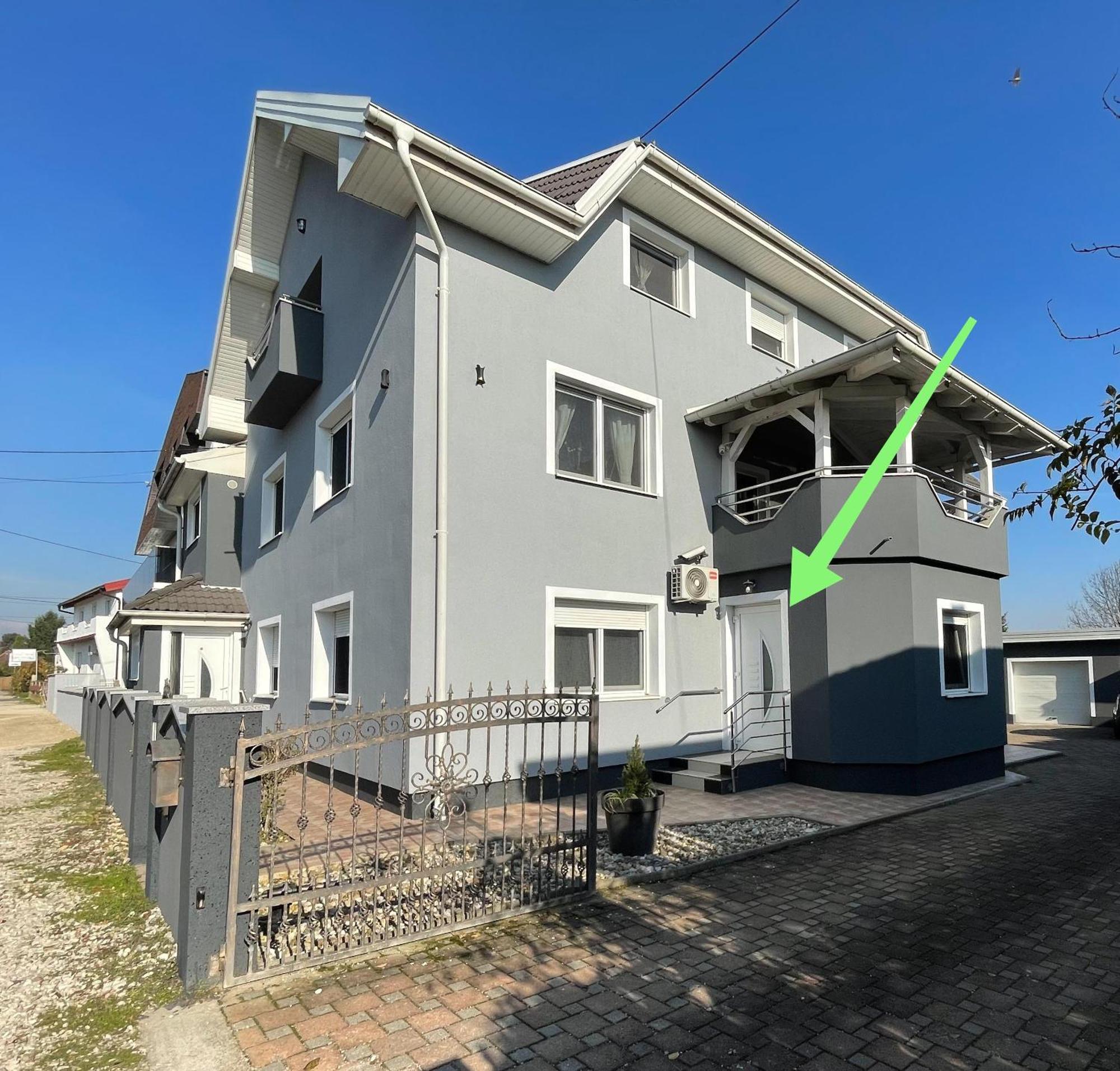 4 Stars Apartments Near Airport Velika Gorica Eksteriør bilde